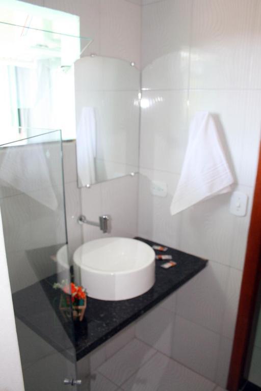 OYO Apart Hotel Veleiros Santa Cruz Cabrália Quarto foto